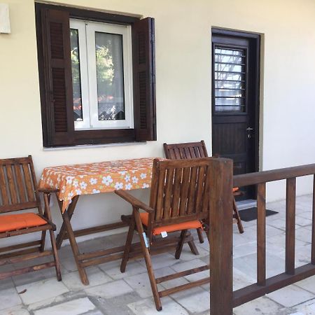 Sotiroulis Apartments Néa Meságkala Extérieur photo